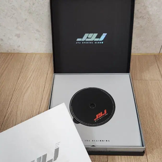 [BUNJANG] JYJ The Beginning Special Limited Edition Album / [상태 최상/풀구성] JYJ The Beginning 스페셜 한정반 앨범 (99,999장 한정판)