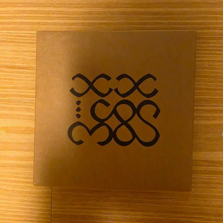 [BUNJANG] Big Bang 20th Anniversary Media Exhibition MD Bandana / 빅뱅 20주년기념 미디어전시 MD 반다나