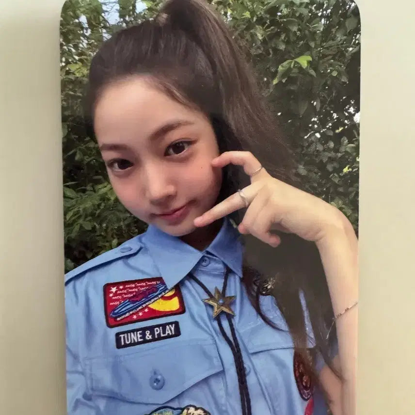 [BUNJANG] TUIDE Zia Showcase Entry Photocard / 튜이드 TUIDE 지아 쇼케이스 입장포카