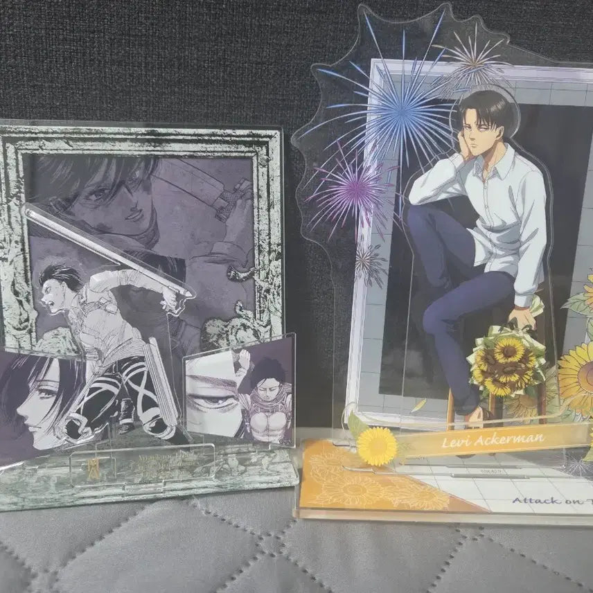 [BUNJANG] Attack on Titan Levi Ackerman Acrylic Stand Set / 진격의 거인(진격거) 리바이 아커만 아크릴 스탠드 2종 일괄