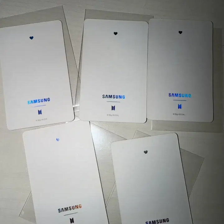 [BUNJANG] BTS Samsung Galaxy Buds Photocard Jin / 방탄소년단 삼성 갤럭시 버즈 포카 BTS Sams ung Galaxy