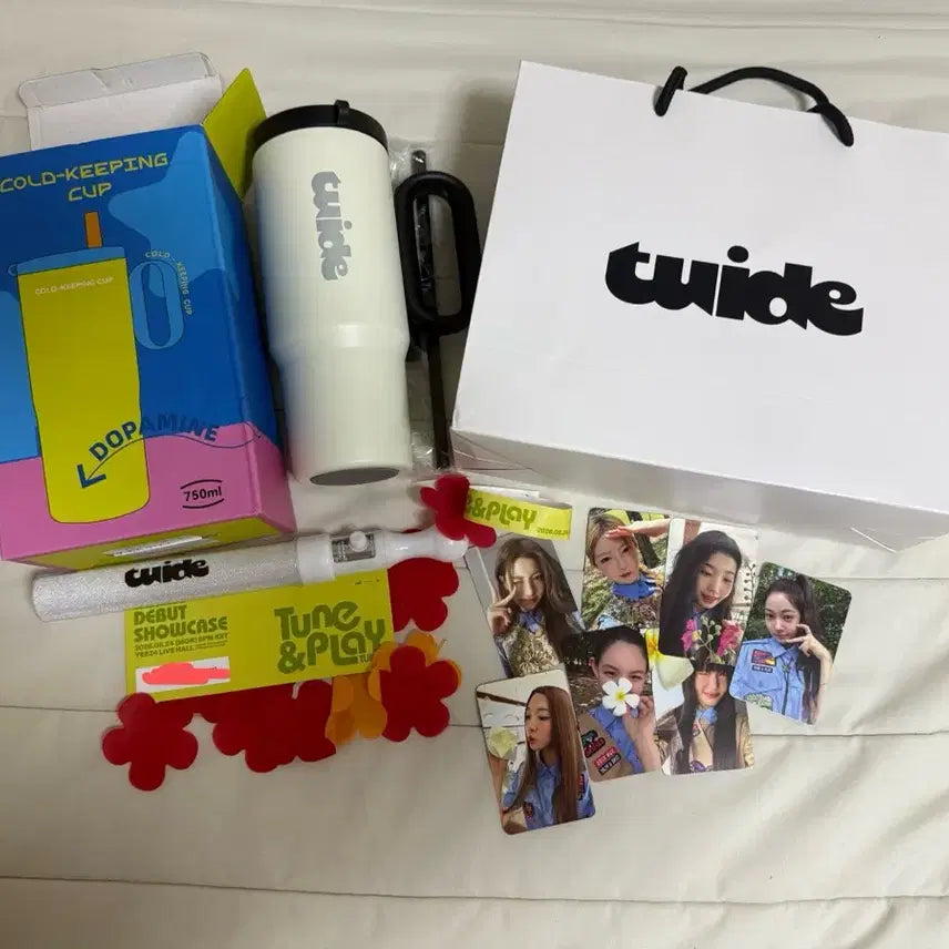 [BUNJANG] TUID Showcase Bundle Set with Photocard, Fanlight, and Cup / 튜이드 쇼케이스 역조공 일괄세트 서희 서연 엘레나 지아 사키 세아 이하늬