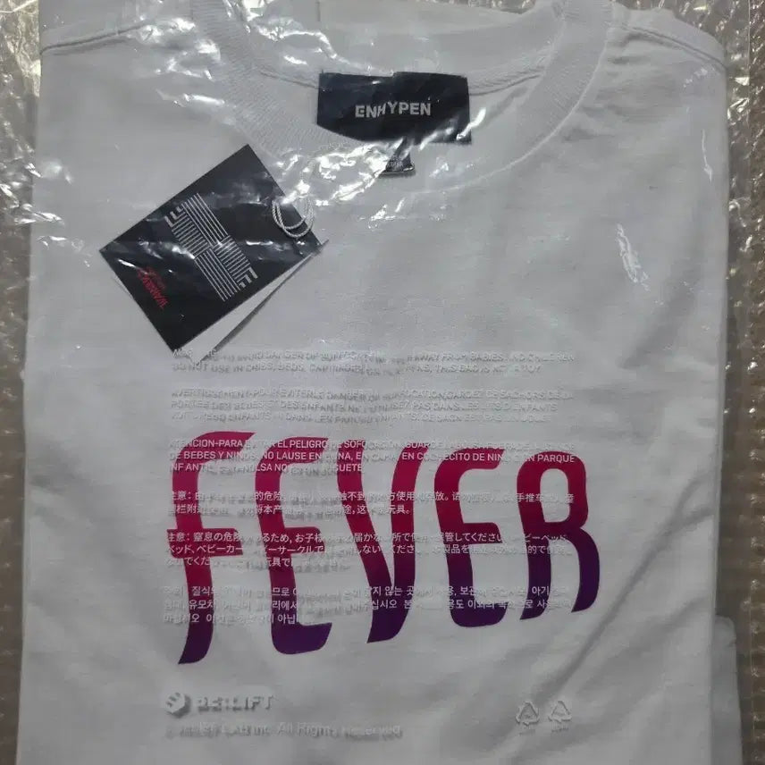 [BUNJANG] ENHYPEN FEVER Short Sleeve T-Shirt White / 엔하이픈 FEVER 반팔 티셔츠 화이트