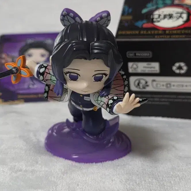 [BUNJANG] Demon Slayer Pop Mart Battle Series Shinobu Figure / 귀멸의칼날 팝마트 배틀시리즈 시노부 피규어 판매