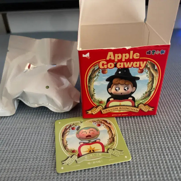 [BUNJANG] Crayon Shin-chan Apple Go Away Snow White Hoonie Hyper / 짱구 애플고어웨이 백설공주 훈이 히퍼