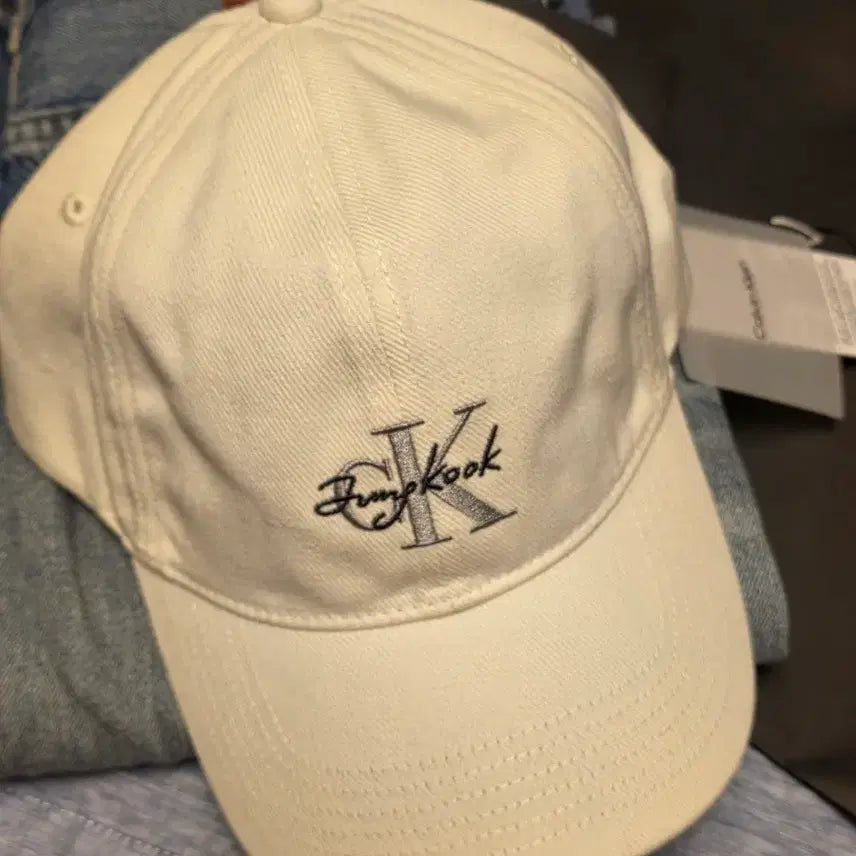 [BUNJANG] Calvin Klein x Jungkook Collaboration Hat and Pants Bundle Set / CKJK 정국 캘빈클라인 콜라보 모자 바지 일괄