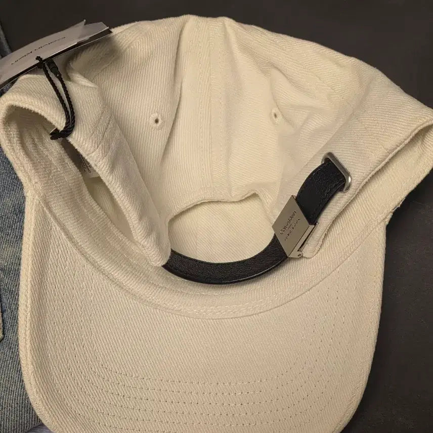 [BUNJANG] Calvin Klein x Jungkook Collaboration Hat and Pants Bundle Set / CKJK 정국 캘빈클라인 콜라보 모자 바지 일괄