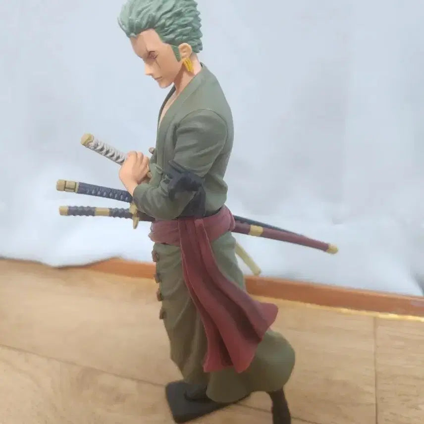 [BUNJANG] One Piece Zoro Figure / 원피스 조로 피규어