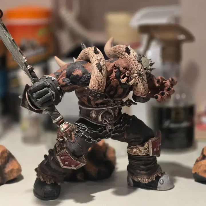 [BUNJANG] DC Direct World of Warcraft Garrosh Hellscream Figure / DC 다이랙트 월드 오브 워크래프트 가로쉬 피규어