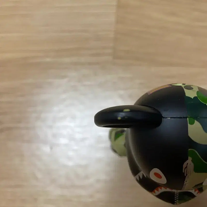 [BUNJANG] Bearbrick BAPE Camo Shark Die-cast 200% / 베어브릭 베이프 카모샤크 초합금 200% 팝니다