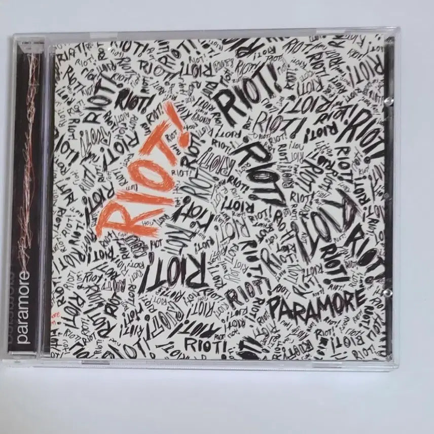 [BUNJANG] Paramore Riot! CD / 파라모어 Riot 앨범 시디 CD