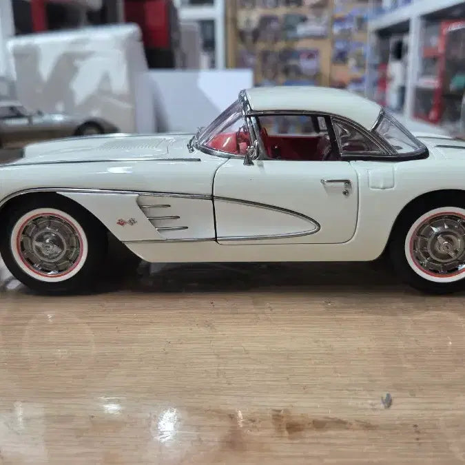 [BUNJANG] AutoArt 1959 Corvette 1:18 Scale Model Car / 1:18  오토아트 콜벳 1959