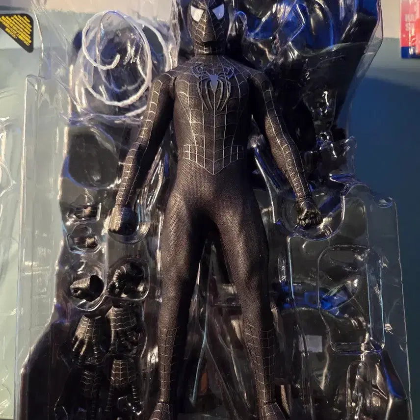 [BUNJANG] Hot Toys Spider-Man Black Suit Action Figure / 핫토이 스파이더맨 블랙 단품판매합니다