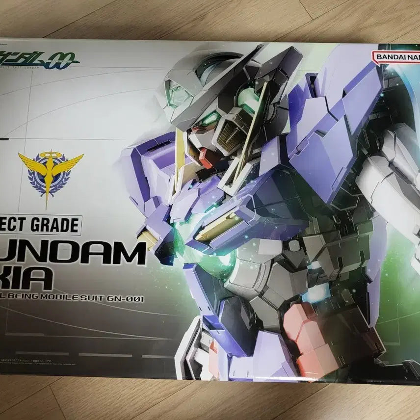 [BUNJANG] Bandai Perfect Grade (PG) Gundam Exia + Genuine LED Unit / PG 건담 엑시아 + 정품 LED 팝니다
