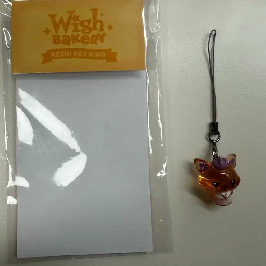 [BUNJANG] Wish Bakery Seion Version Resin Keychain / (개봉-사용) 위시베이커리 레진 키링 시온버전
