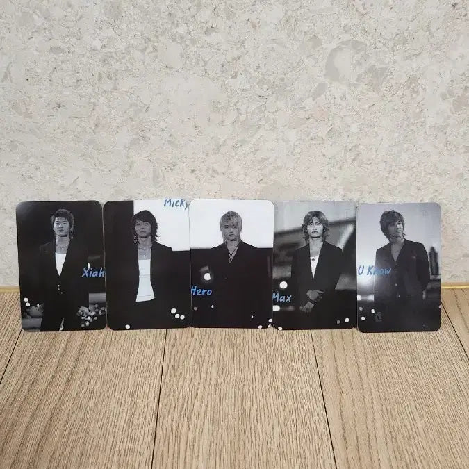 [BUNJANG] TVXQ! 5 Members High-Quality Fan-Made Photocard Set (Signed Back) / [팬메이드] 동방신기 5인 고화질 포토카드 5종 세트 (사인 뒷면)