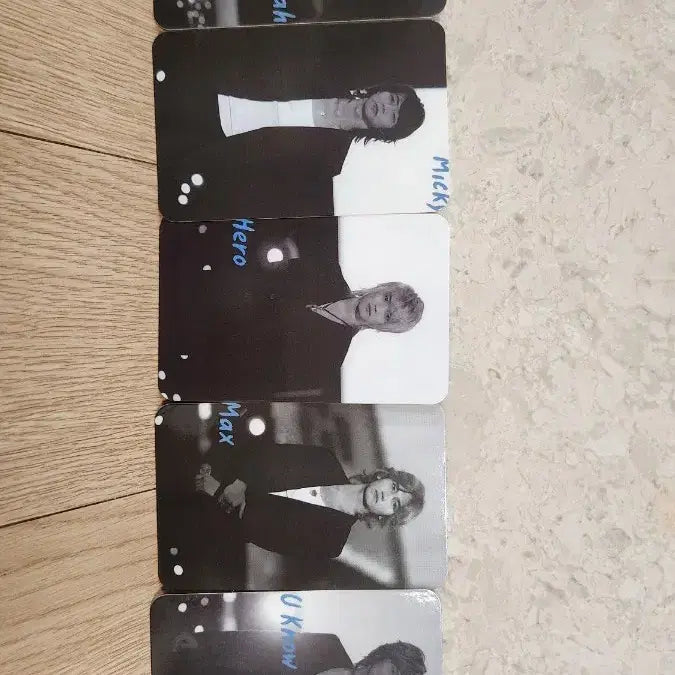 [BUNJANG] TVXQ! 5 Members High-Quality Fan-Made Photocard Set (Signed Back) / [팬메이드] 동방신기 5인 고화질 포토카드 5종 세트 (사인 뒷면)