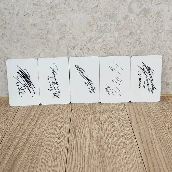 [BUNJANG] Fanmade Tohoshinki 5 Members Autograph Back Photocard Set / [팬메이드] 동방신기 5인 고화질 포토카드 5종 세트 (사인 뒷면)