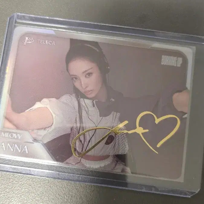 [BUNJANG] Terak Miyaho Anna Autographed Card / 테레카 미야오 안나 사인 카드 팝니다.