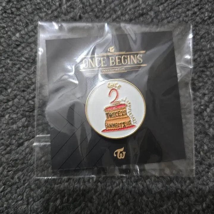 [BUNJANG] TWICE ONCE BEGINS Fan Meeting Commemorative Badge / 트와이스 ONCE BEGINS 팬미팅 기념 뱃지