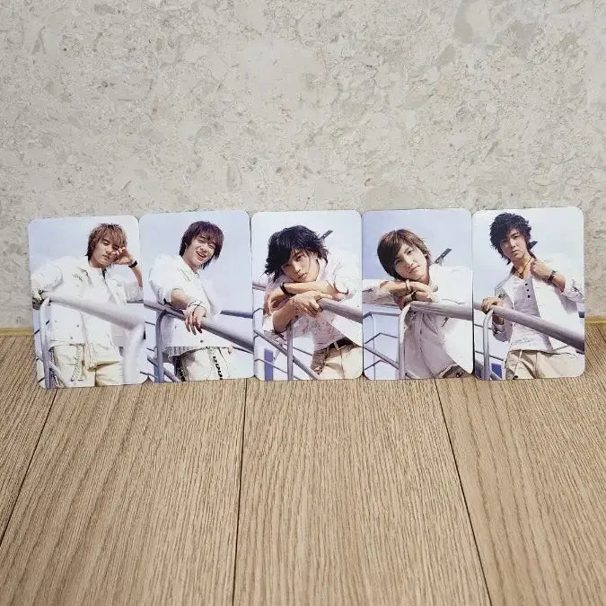 [BUNJANG] TVXQ! 5 Members Fanmade Photocard Set (Autographed Back) / [팬메이드] 동방신기 5인 고화질 포토카드 5종 세트 (사인 뒷면)