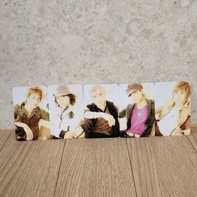 [BUNJANG] TVXQ! 5 Members Fan-made Photocard Set (Autograph Back) / [팬메이드] 동방신기 5인 고화질 포토카드 5종 세트 (사인 뒷면)