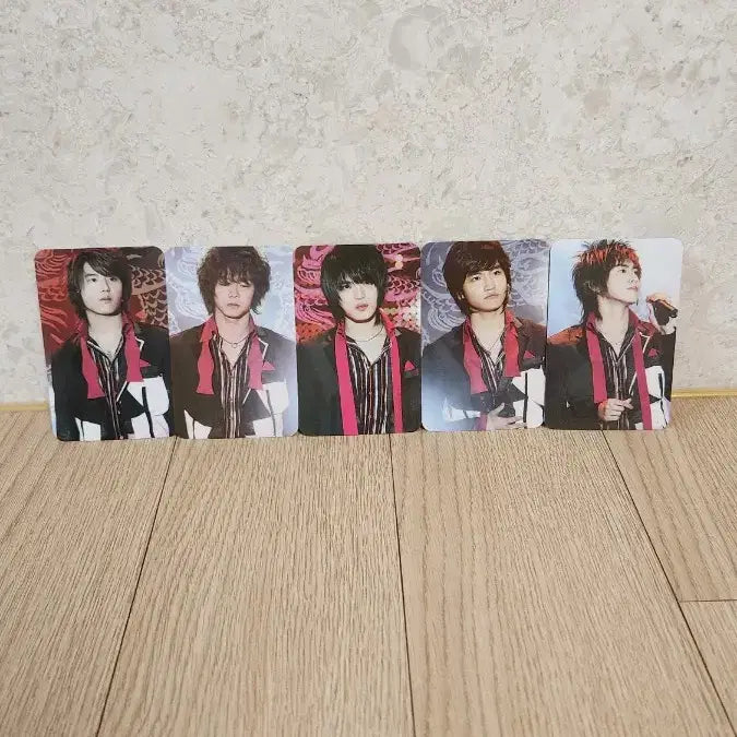 [BUNJANG] Tohoshinki 5 Members Fanmade Photocard Set (Signed Back) / [팬메이드] 동방신기 5인 고화질 포토카드 5종 세트 (사인 뒷면)