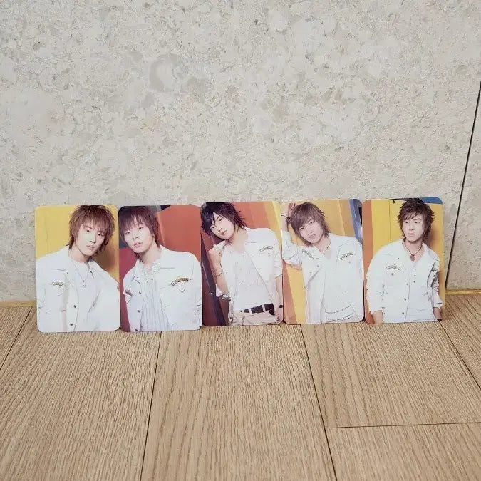 [BUNJANG] TVXQ! 5 Members Fanmade Photocard Set (Signed Back) / [팬메이드] 동방신기 5인 고화질 포토카드 5종 세트 (사인 뒷면)