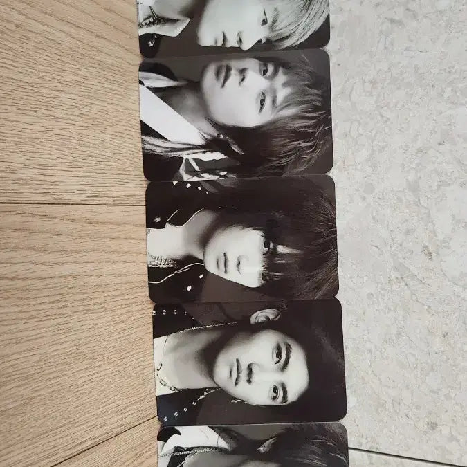[BUNJANG] TVXQ! 5 Members Fan-Made Photocard Set (Signed Back) / [팬메이드] 동방신기 5인 고화질 포토카드 5종 세트 (사인 뒷면)