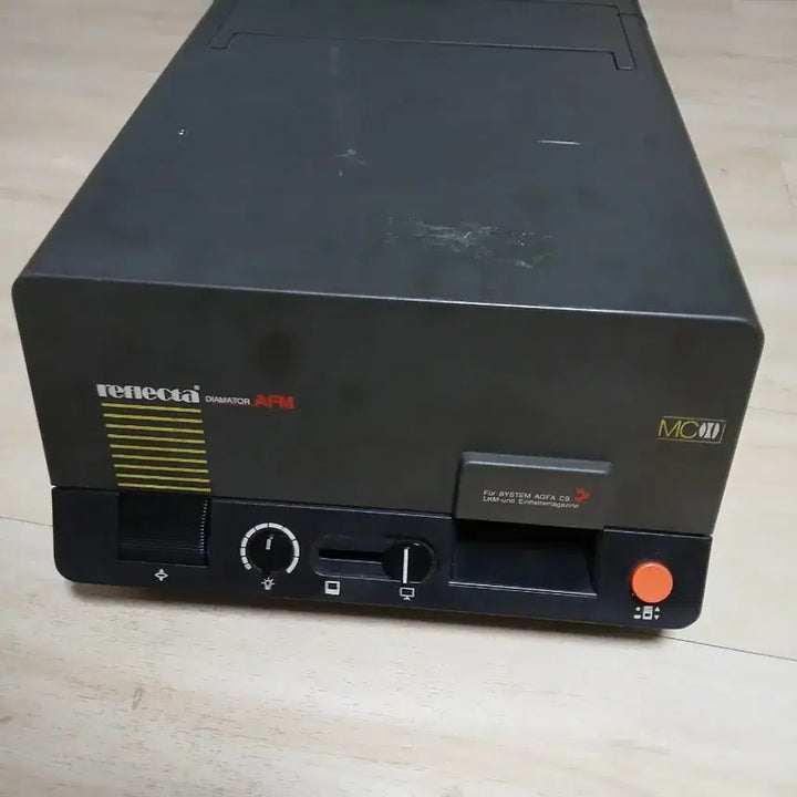 [BUNJANG] Reflecta Diamator AFM Vintage Slide Projector with Agomar 90mm Lens (For Parts/Collection) / 서독제 Reflecta Diamator AFM 빈티지 슬라이드 환등기 / Agomar 90mm 렌즈 수집부품용