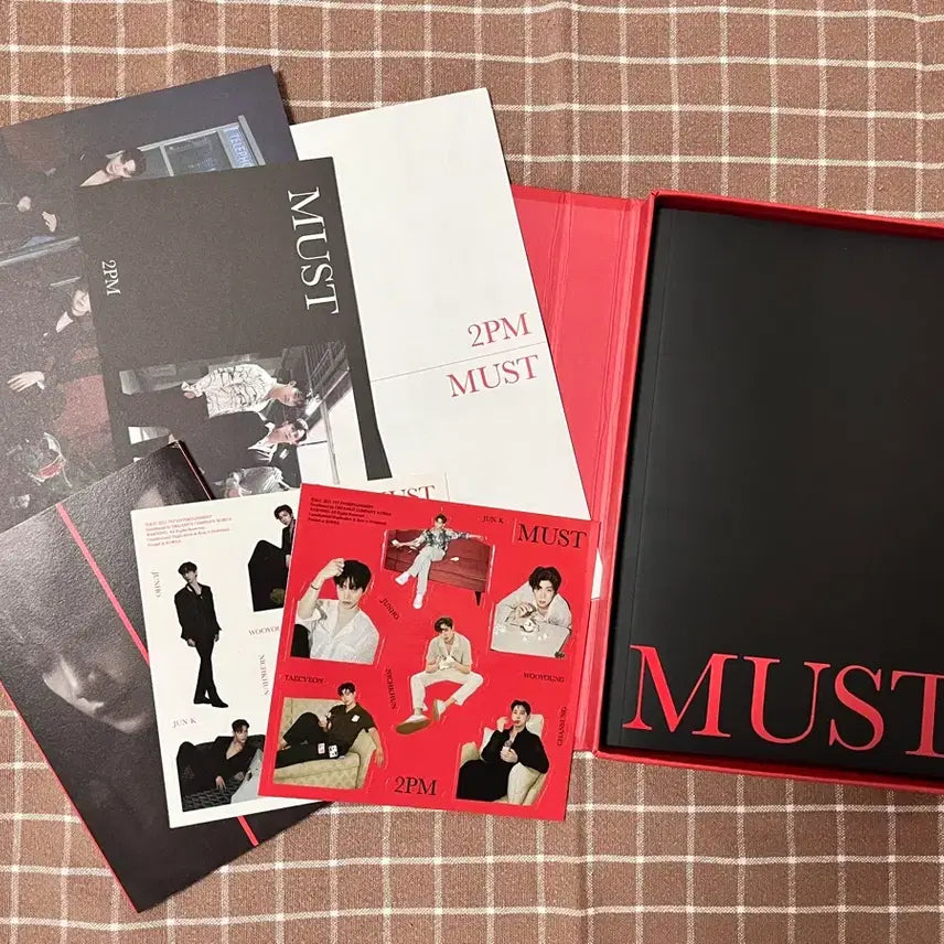 [BUNJANG] 2PM MUST Album Taecyeon &amp; Group Bundle Set / 2pm must 앨범 택연 단체 두권 일괄