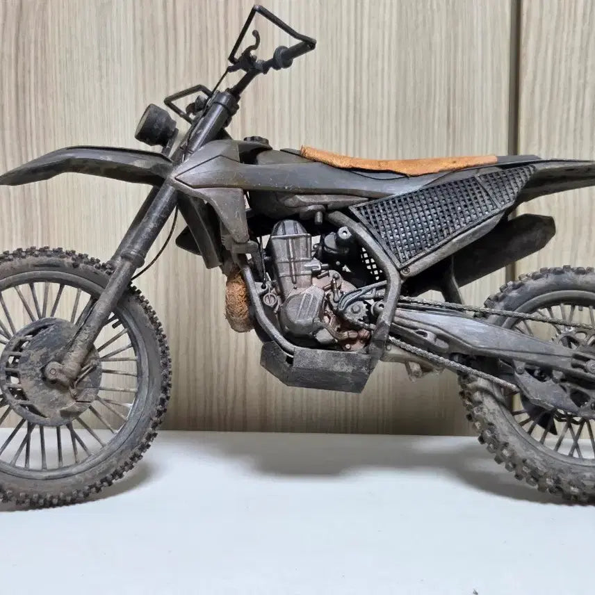 [BUNJANG] 1/6 Scale Custom Motorcycle for 12-inch Figures (Hot Toys, InArt, ThreeZero) / 1/6 커스텀 바이크 오토바이 핫토이 인아트 쓰리제로 워킹데드 피규어용 12인치