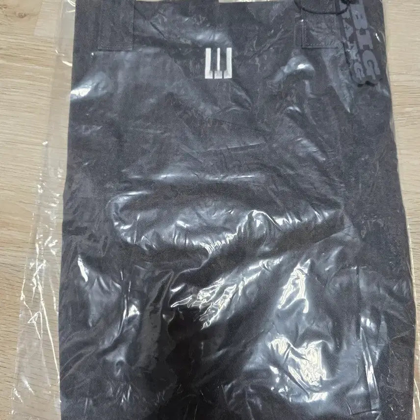[BUNJANG] BIGBANG XX Cosmos Shoulder Bag Black / 빅뱅 2026-2027 월드 투어 XX : 코스모스 숄더백 블랙
