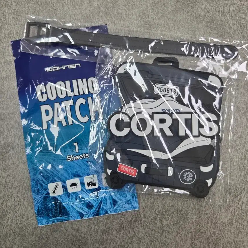 [BUNJANG] Courts Hwajeong Concert Luggage Tag / 코르티스 화정콘 러기지택