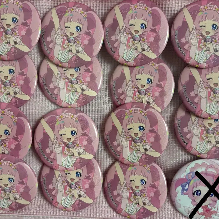 [BUNJANG] Himari Sora Secret AI Pre Candies Set (15 pcs) / (15개) 비밀의 아이프리 히마리 소라 캔뱃지 15개 이타백