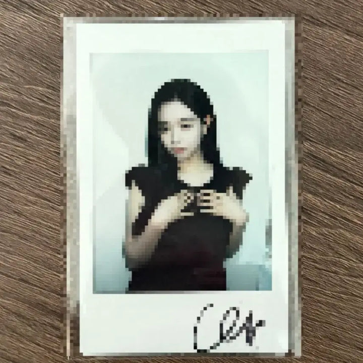 [BUNJANG] tripleS Kim Chaeyeon Signed Polaroid Photocard / 트리플에스 260814 김채연 폴라 싸폴 싸인 폴라로이드