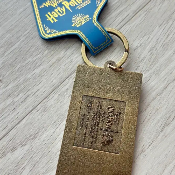 [BUNJANG] Harry Potter Platform 9 3/4 Keychain Universal Studios / 해리포터 9와 4분의 3 승강장 키링 유니버셜 스튜디오