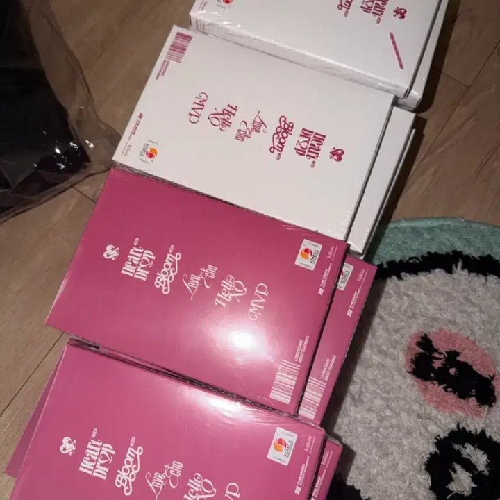 [BUNJANG] Lisnne Lip Balm Album Set (Unsealed) / 판매완료