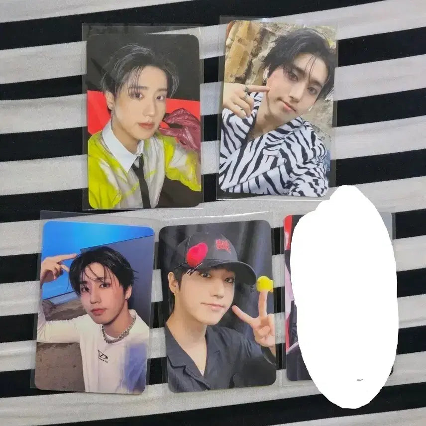 [BUNJANG] Stray Kids Karma Popup Store Lucky Draw Photocard / 일관) 한 han 스트레이키즈 카르마 팝업 사웨 럭드 포카 karma