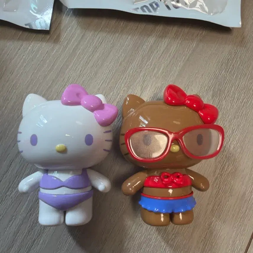 [BUNJANG] TopToy Hello Kitty Swimsuit Party Figures Bundle Set / 탑토이 헬로키티 수영복파티 피규어(일괄)