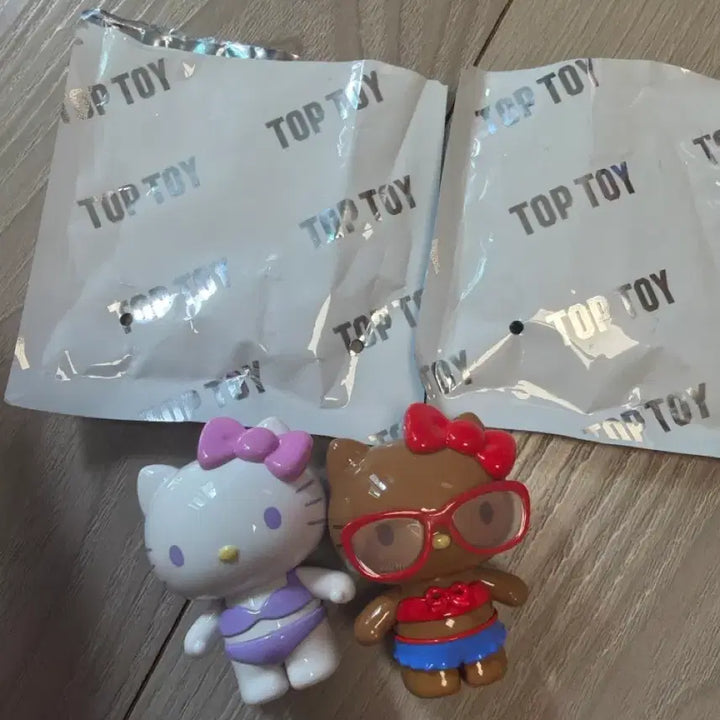 [BUNJANG] TopToy Hello Kitty Swimsuit Party Figures Bundle Set / 탑토이 헬로키티 수영복파티 피규어(일괄)