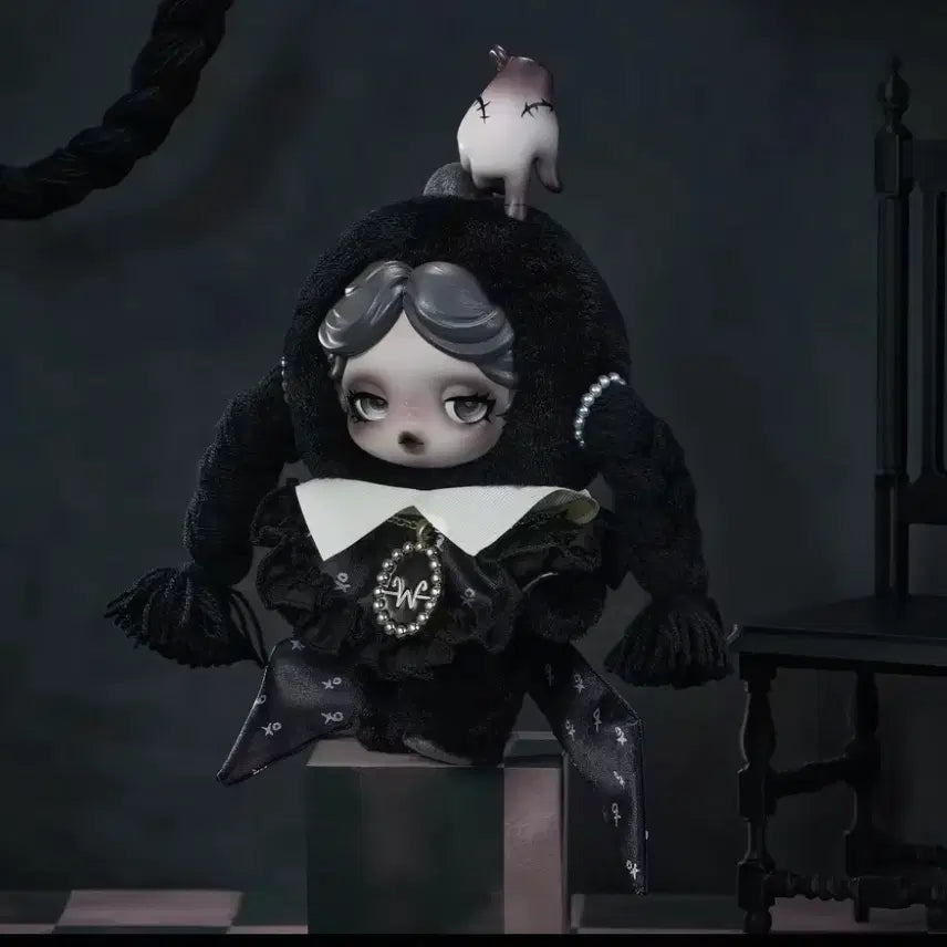 [BUNJANG] Skullpanda Wendi Day Limited Edition Figure (US Version) / 스컬판다 미국판 웬지데이 한정판