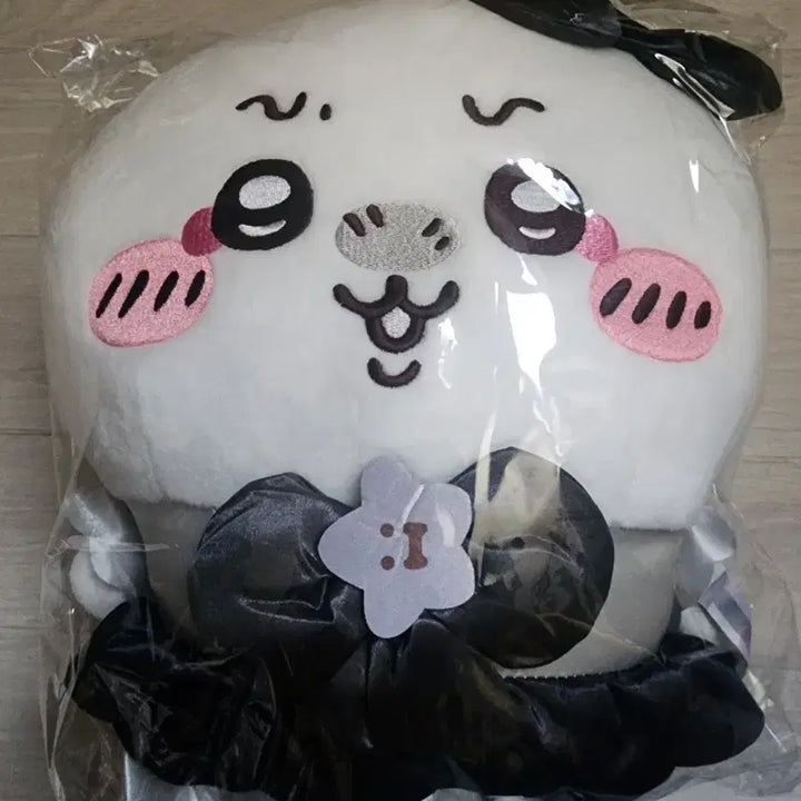 [BUNJANG] Official Chiikawa Darkened BIG Plush Doll / (정품) 먼작귀 치이카와 흑화 BIG 인형