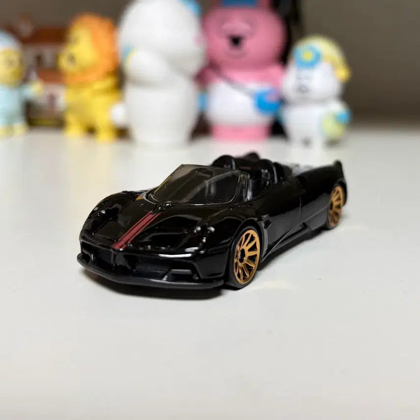 [BUNJANG] Hot Wheels 2017 Pagani Huayra Roadster Black Diecast Car / 핫휠 2017 파가니 와이라 로드스터 블랙 미니카 다이캐스트