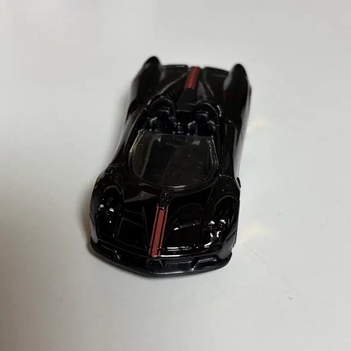 [BUNJANG] Hot Wheels 2017 Pagani Huayra Roadster Black Diecast Car / 핫휠 2017 파가니 와이라 로드스터 블랙 미니카 다이캐스트