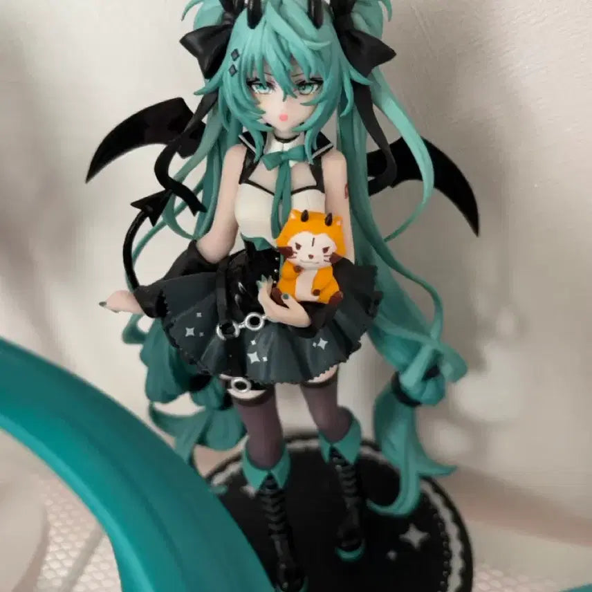 [BUNJANG] FURYU Hatsune Miku Devil Rascal Figure / 하츠네 미쿠 후류 악마 라스칼 피규어