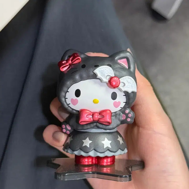 [BUNJANG] Sanrio Halloween Happy Kuji Sealed Figure Bundle Set / 2025년 산리오 할로윈 해피쿠지 피규어 헬로키티 배드바츠마루 일괄