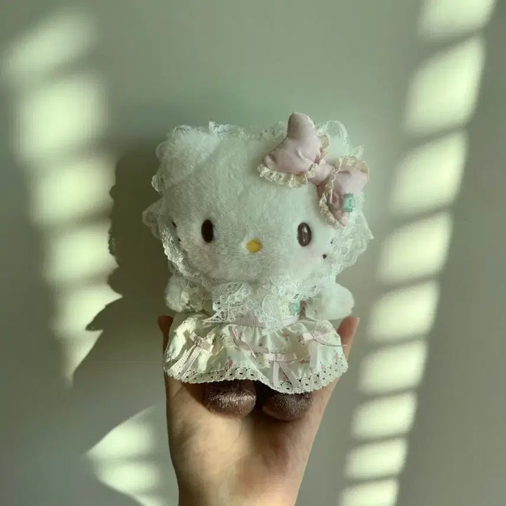 [BUNJANG] Sanrio Forest Kitty Lace Doll / 산리오 포레스트 키티 레이스 인형