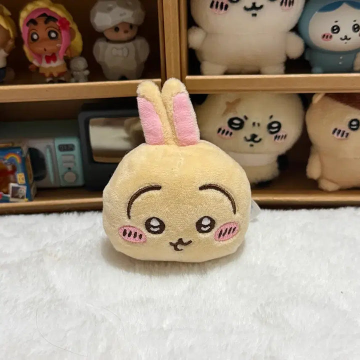 [BUNJANG] Cheekawa Usagi Lying Down Plush Gacha Toy / 치이카와 우사기 누워있는 우사기 인형가챠