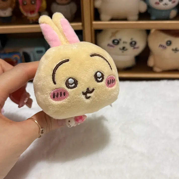 [BUNJANG] Cheekawa Usagi Lying Down Plush Gacha Toy / 치이카와 우사기 누워있는 우사기 인형가챠